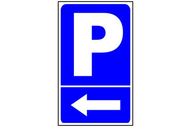 Parkplatzschild mit Pfeil nach Links